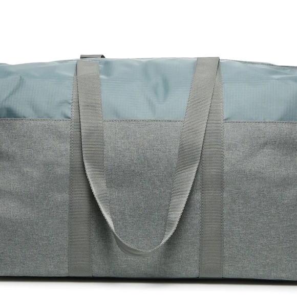 DSW Sage Green Duffle Bag - Picture 5 of 5